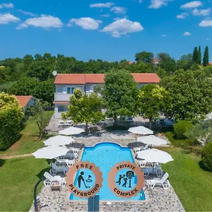Grota Porec
