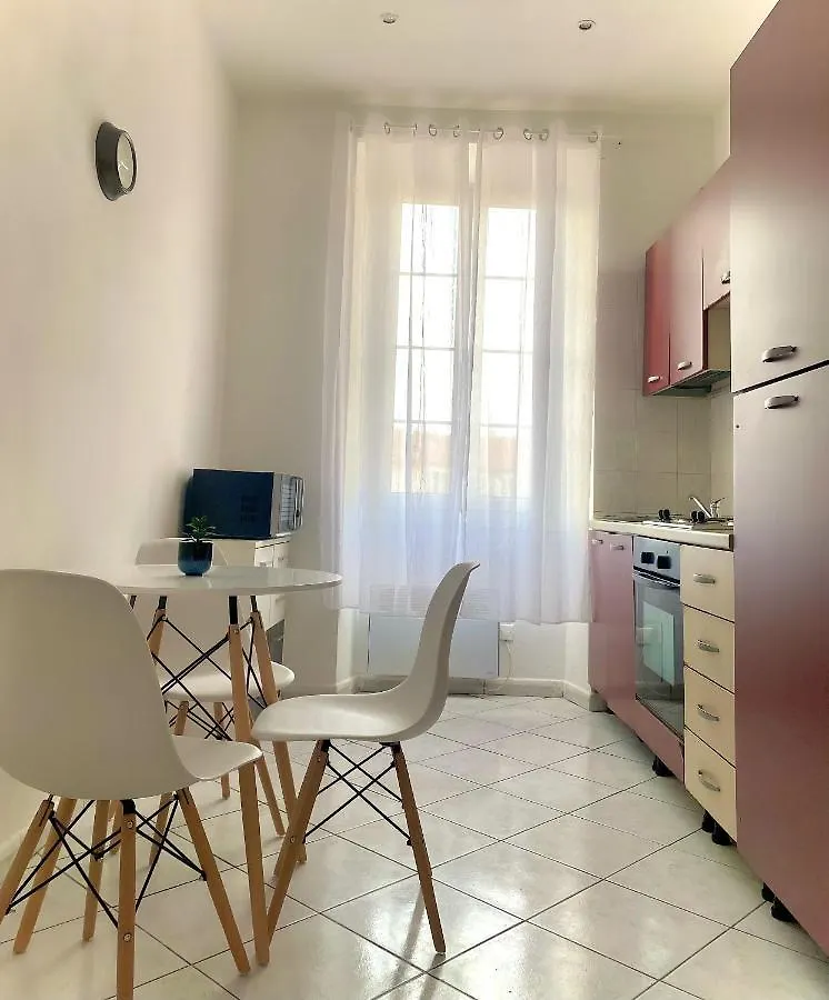 Belle Appartament Pres De La Mer Apartment Nice France